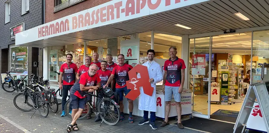 Apotheke in Marl spendet für Pilgerradler